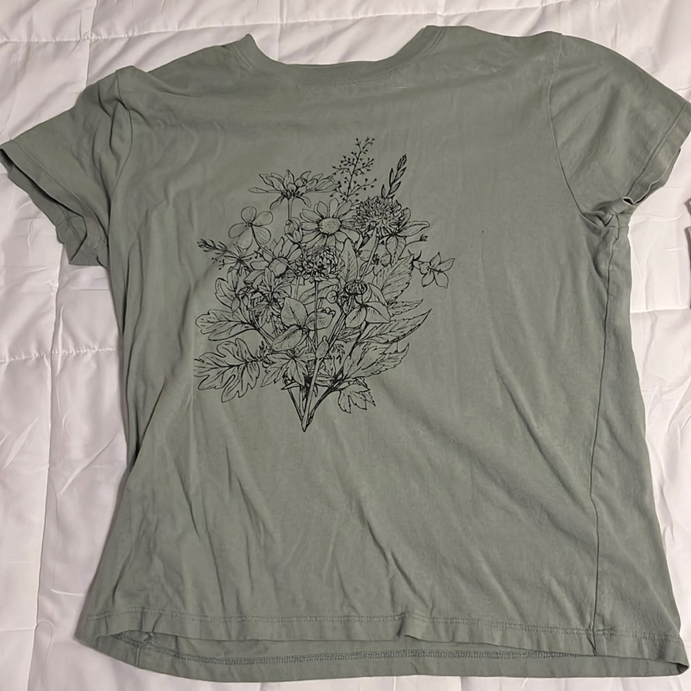 Women’s t-shirt